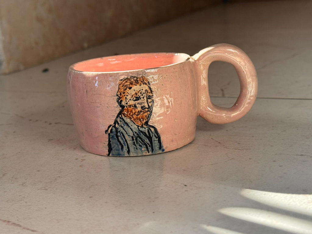 ספל קרמיקה מצויר בעבודת יד - ורוד עתיק